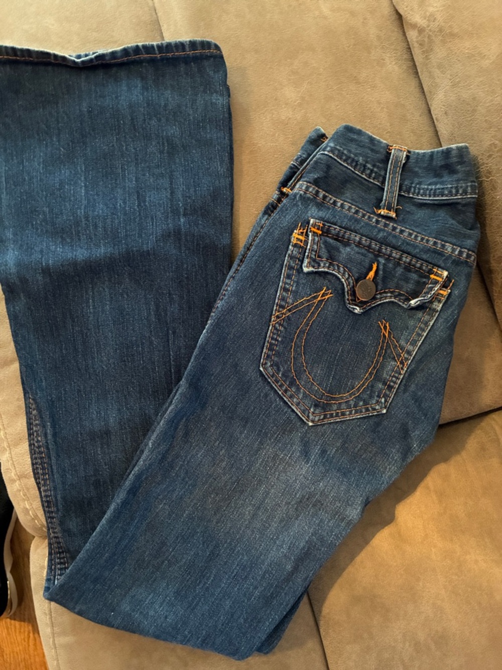 True Religion Women’s Jeans with Signature Pocket Stitching Size 26